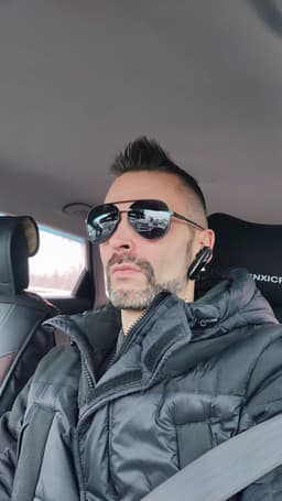 Антон Тарасов's avatar